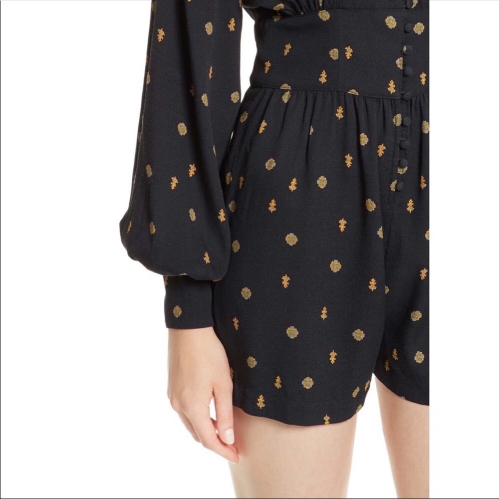 FREE PEOPLE Long Sleeve Romper Love Grows Shorts Romper Loose Fit Flowy K13 - Picture 3 of 10